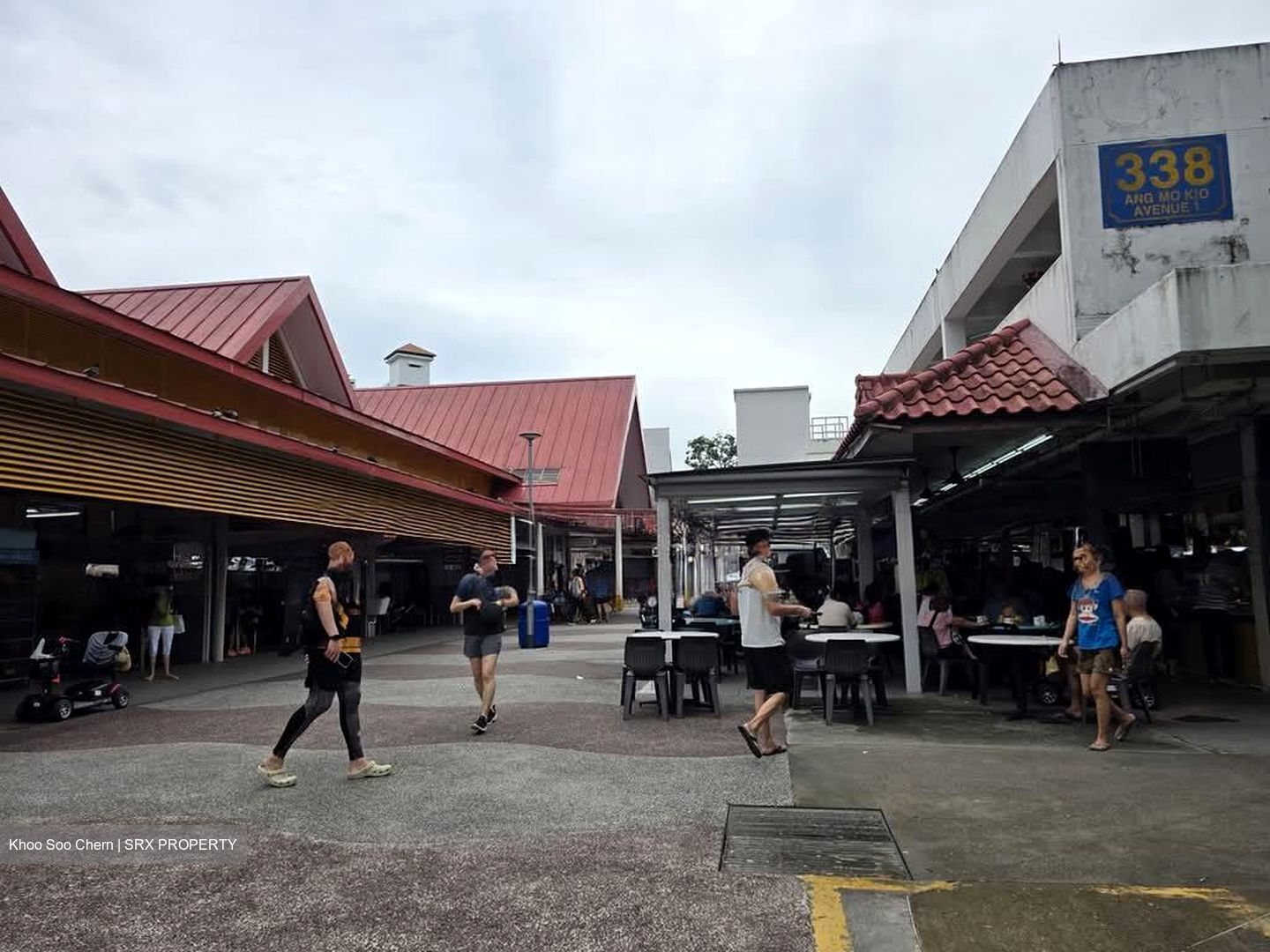 Ang Mo Kio Avenue 1 (D20), Shop House #580088901